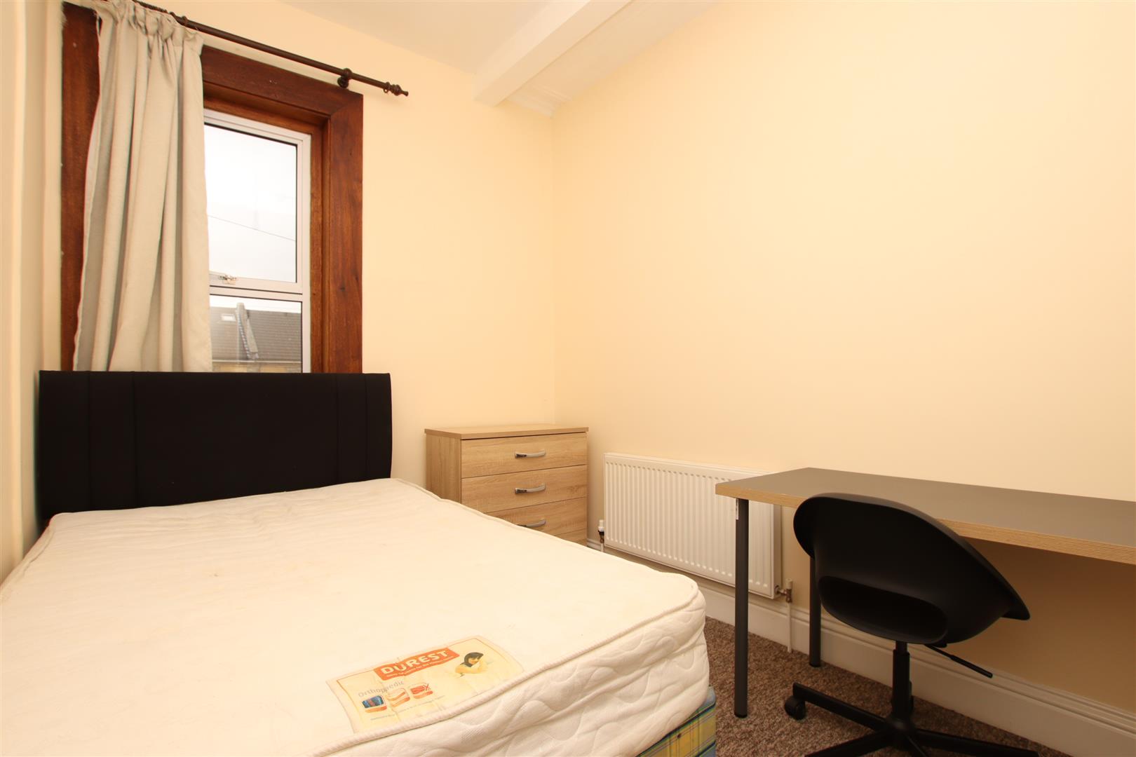 Newbridge Road, Bath, BA1